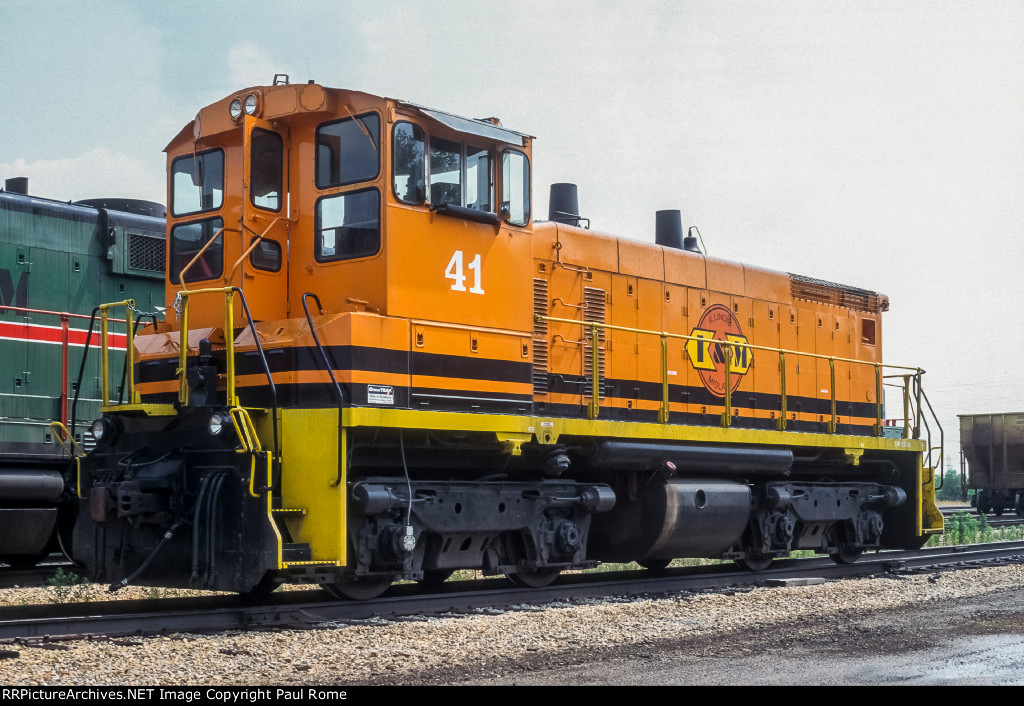 IMRR 41, EMD SW-1500, ex SP 2556, at the Powerton Power Plant